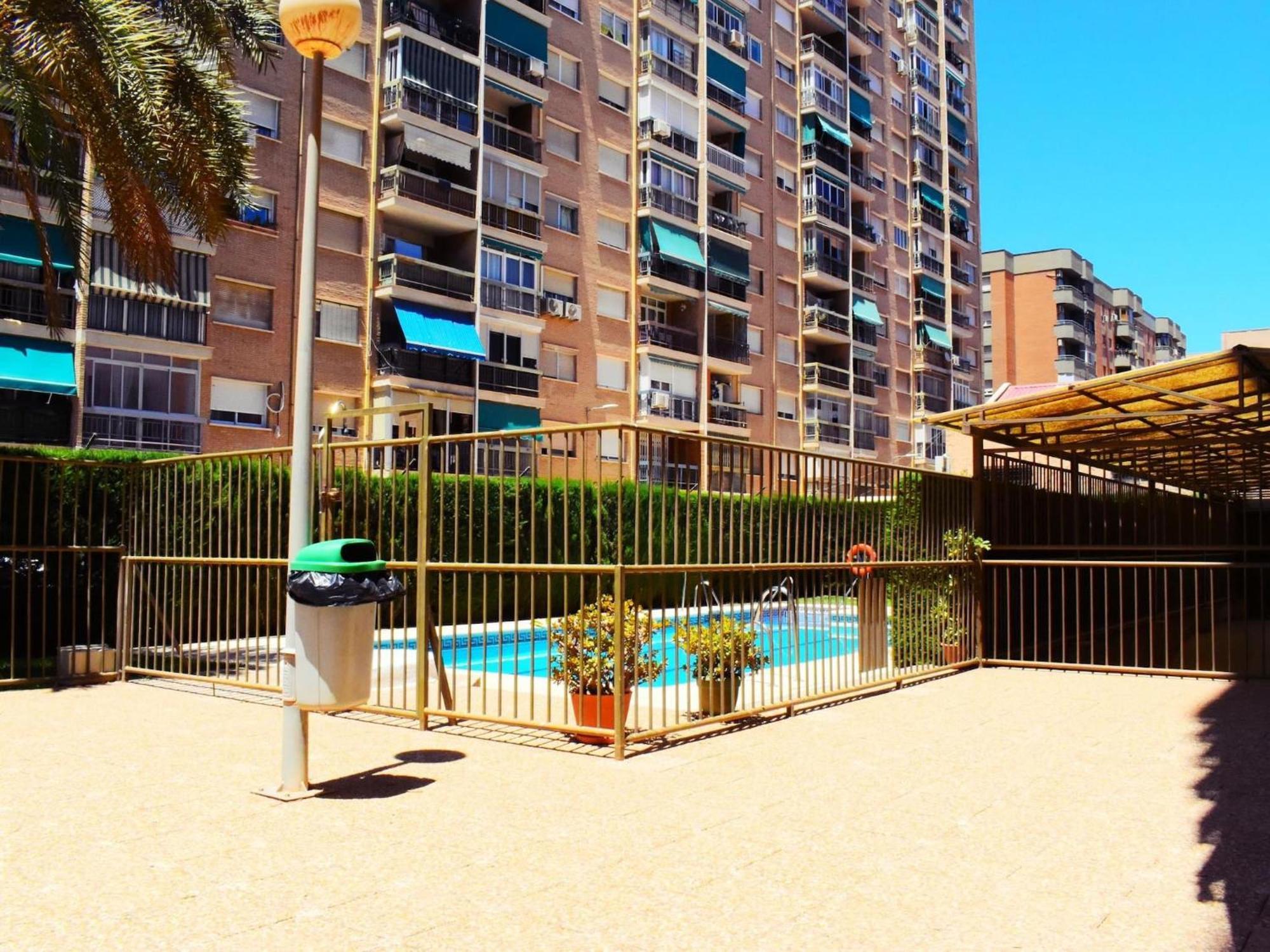 Amplio Y Luminoso Apartamento Cerca Del Centro Y La Playa Con Piscina Y Parking Privado Malaga Luaran gambar